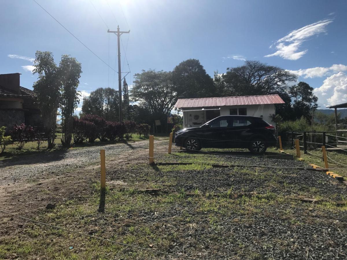 Hotel Del Campo Quimbaya Bagian luar foto